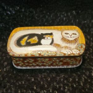 1997 Metal Cat Trinket Box